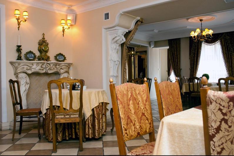 Hotel Maria Helena ชตอฟนอ-สดรูย ภายนอก รูปภาพ