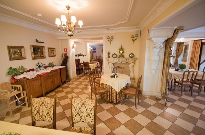 Hotel Maria Helena ชตอฟนอ-สดรูย ภายนอก รูปภาพ